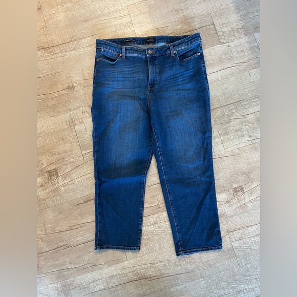 Talbots Women's Straight Leg Crop Jean Size 16 - Picture 3 of 3